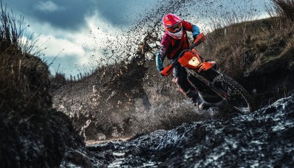 开云app下载教程-德甲“强强相遇”：拜仁慕尼黑对阵多特蒙德，冠军争夺一触即发